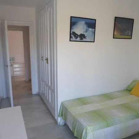 2 Bedroom Apartment *
