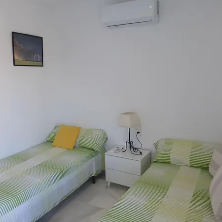 2 Bedroom Apartment Roquetas de Mar